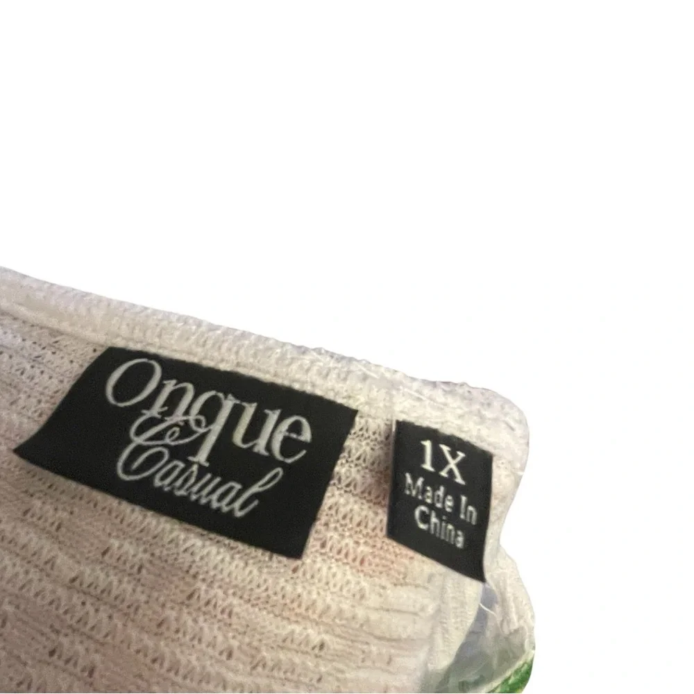 Onque Casuals Tropical Parot top - Picture 4 of 5